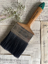 Load image into Gallery viewer, Vintage Farmhouse ‘PURDY’ Paint Brush - Large USA.