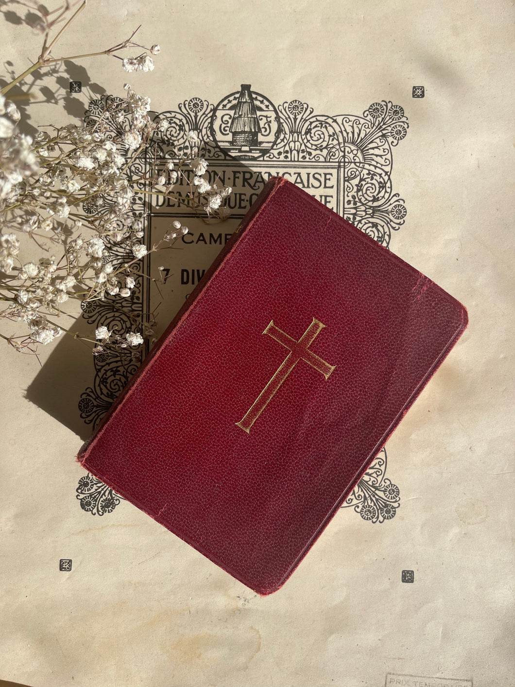 Antique Pocket New Testament Bible - 1947.