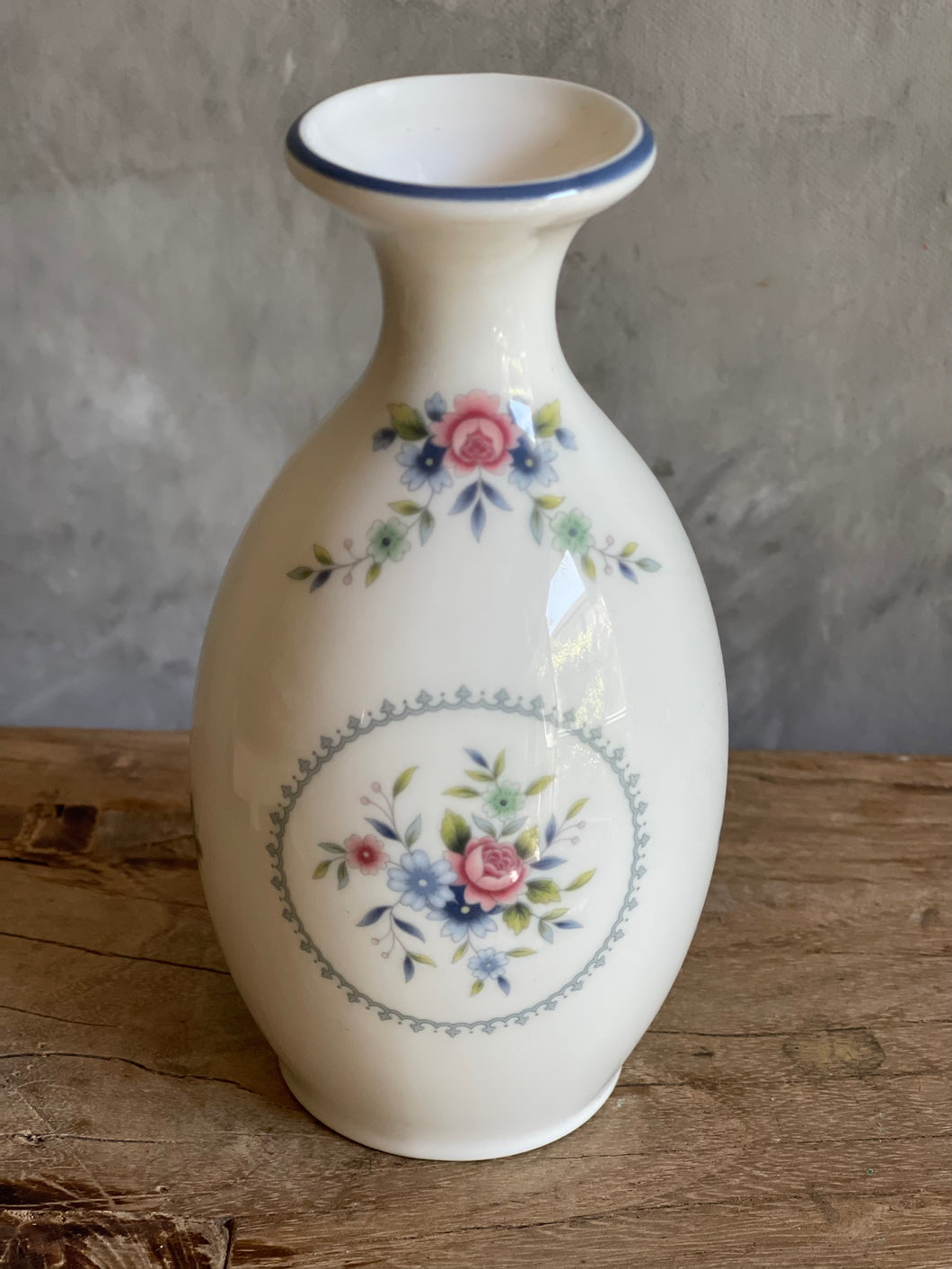 Vintage Wedgwood “Rosedale” Bud Vase - Made In England.