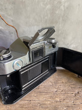Load image into Gallery viewer, Vintage TOPCON IC-1 Auto Camera With Accessories - Made in Japan Circa 1973