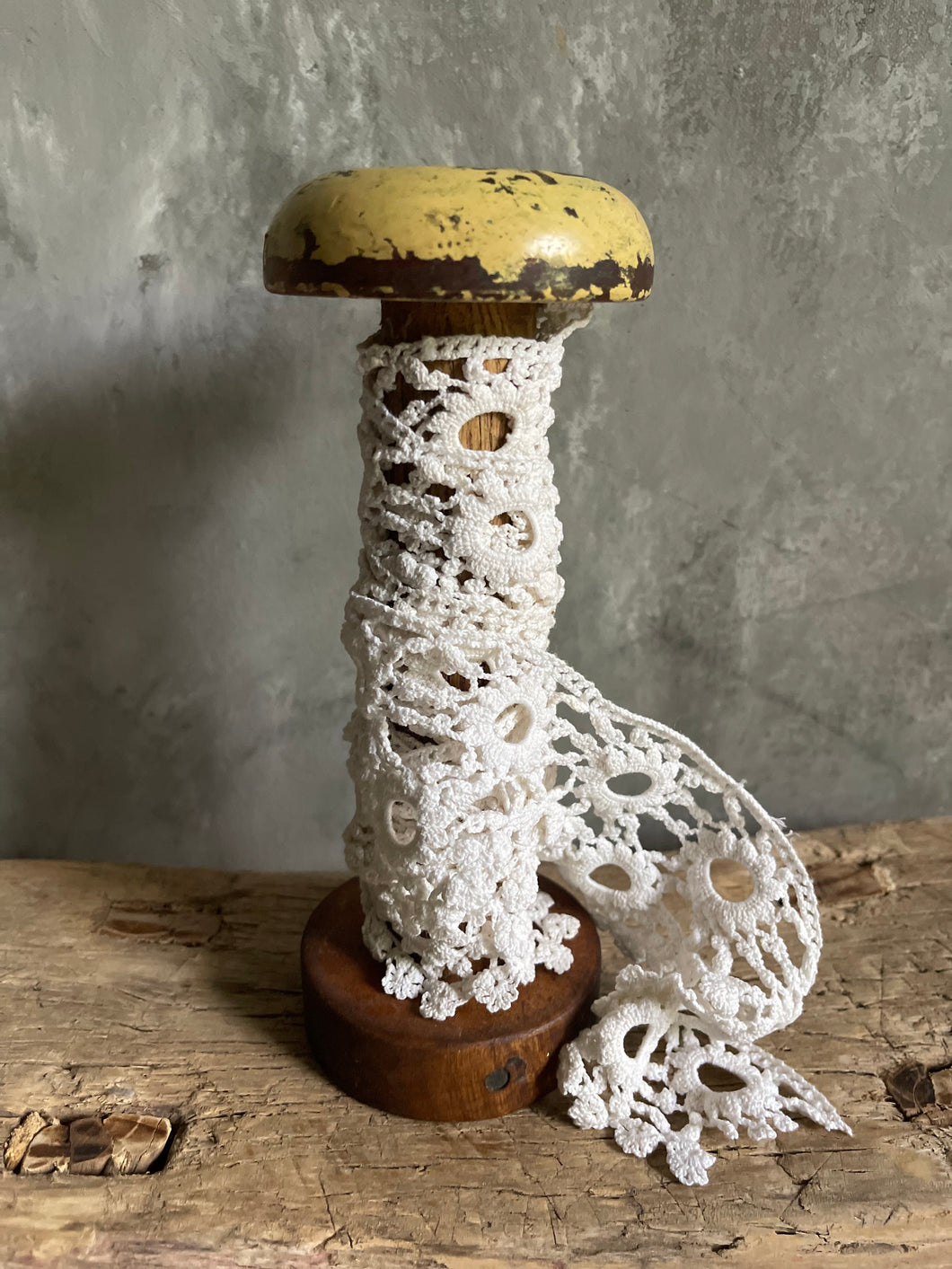 Antique Wool Twister Bobbin With French Lace - Soft Lemon.