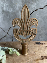Load image into Gallery viewer, Vintage Solid Brass Australian Boy Scout Flag Finial - Circa 1950.