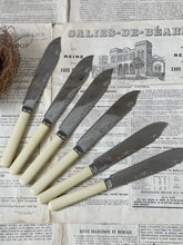 Load image into Gallery viewer, Vintage Fish Knives Set of 6.