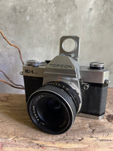 Load image into Gallery viewer, Vintage TOPCON IC-1 Auto Camera With Accessories - Made in Japan Circa 1973