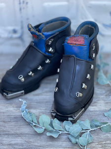 Vintage Children’s Ski Boots.