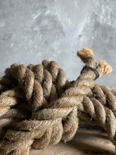 Load image into Gallery viewer, Vintage Large Size Thick Nautical Rope.