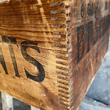 Load image into Gallery viewer, Rustic BPS Hardware Store Paint Crate - New York.