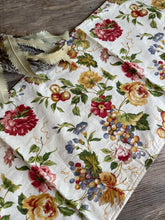 Load image into Gallery viewer, Table Runners by Park Designs - Goldsboro USA.