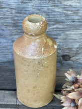 Load image into Gallery viewer, Light Tan ‘WS’ Star Stoneware Ginger Beer.