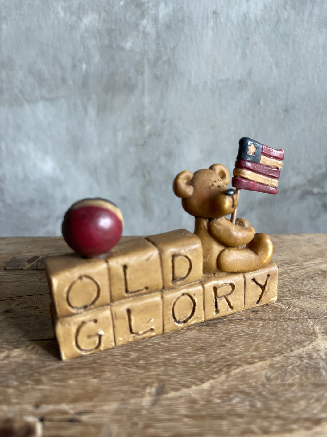 Old Glory Shelf Sitter - USA