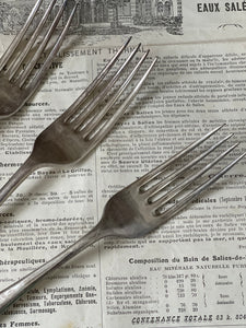 Vintage Dinner Forks Set of 5 - EP Cortez Ashberry England.