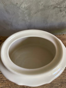 Vintage Noritake Royal Baroque Lidded Sugar Bowl.